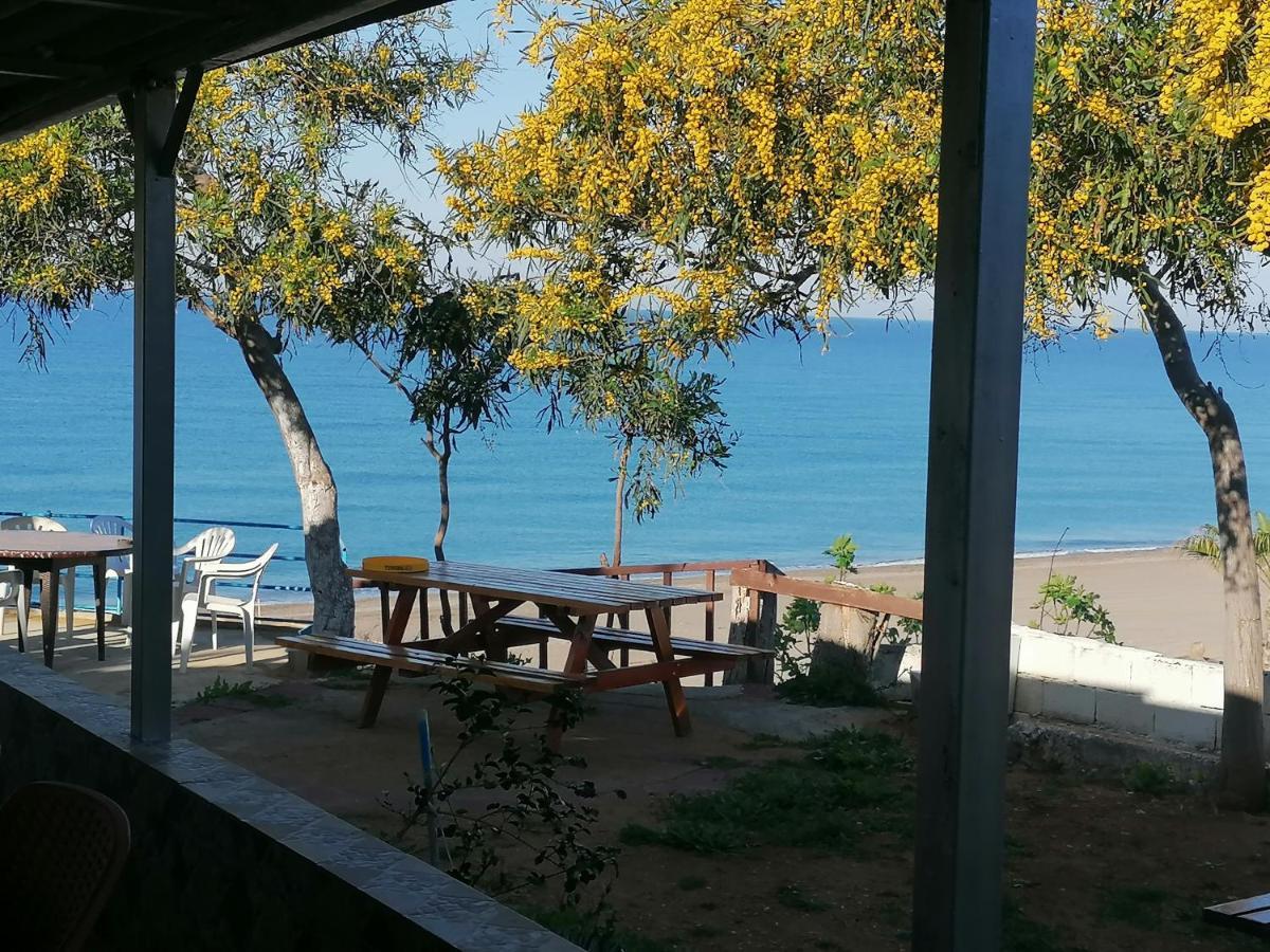 Mavi Cennet Camping Caravan Kızılot Екстериор снимка