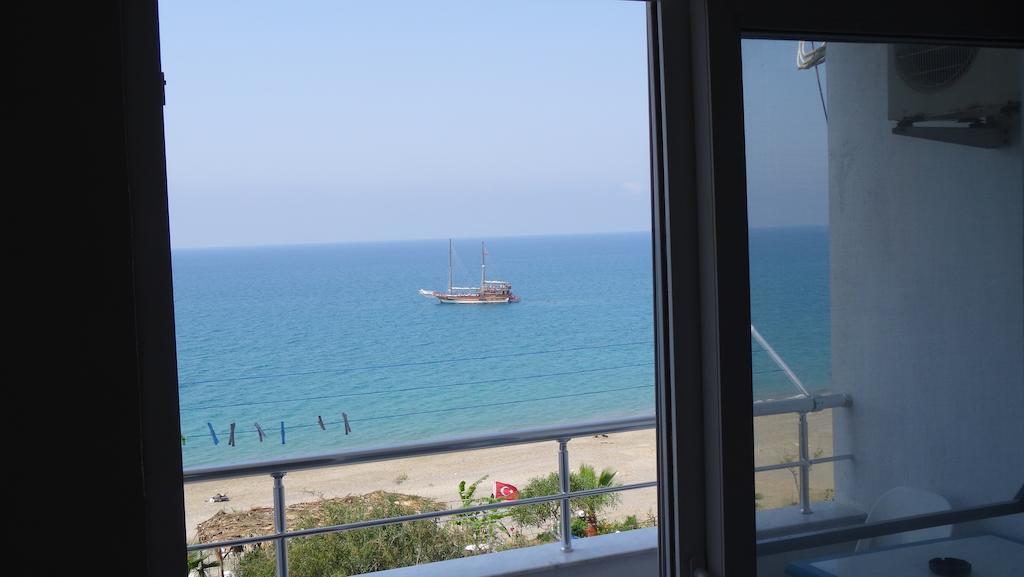 Mavi Cennet Camping Caravan Kızılot Екстериор снимка